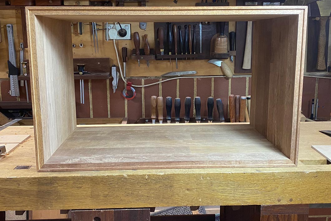 UnderbenchCabinet3_html_m636d8703.jpg